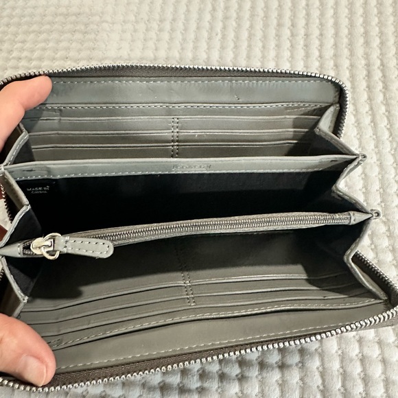 Coach Wallet - Picture 3 of 6
